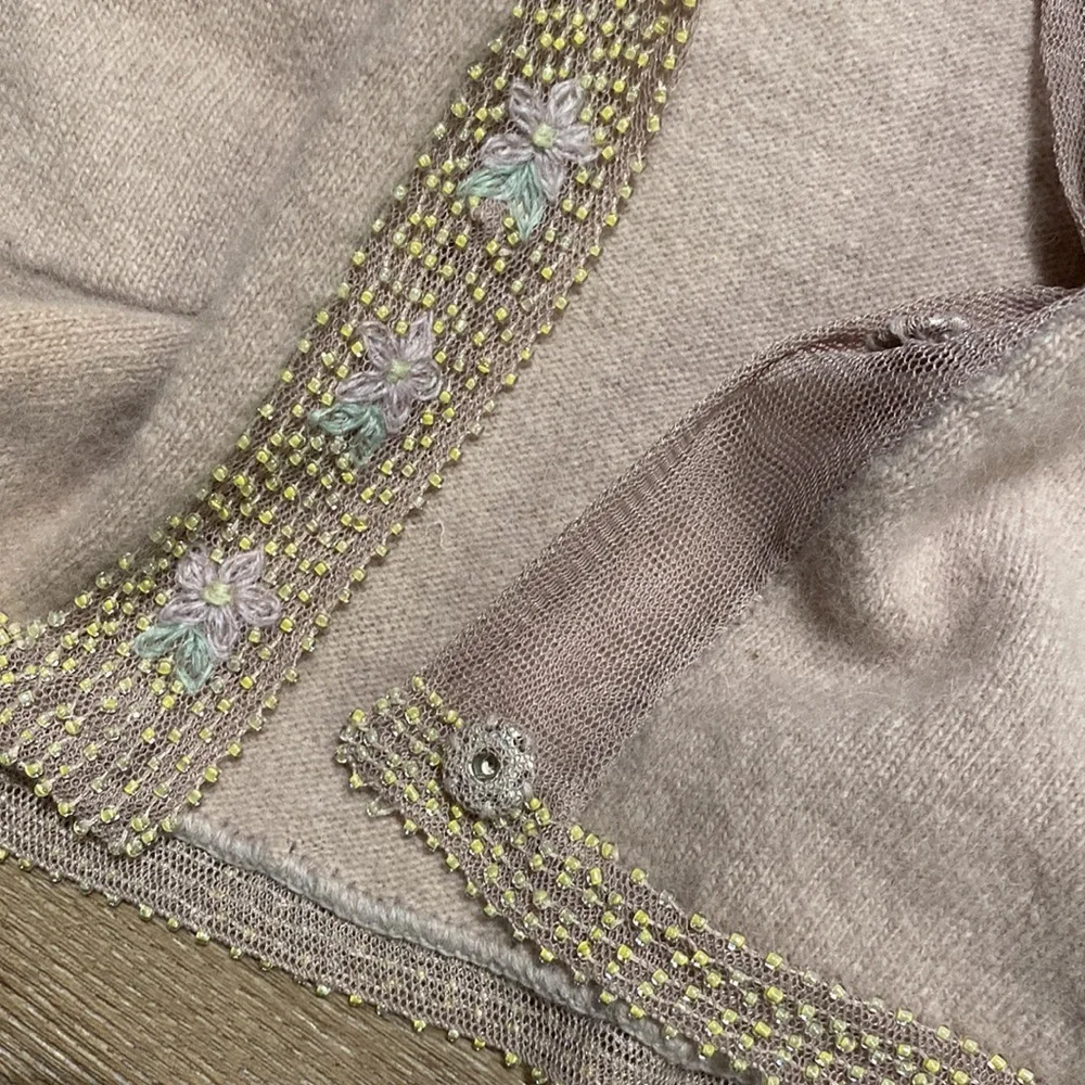 Moschino Wool Cardigan❤️ - Picture 12 of 17